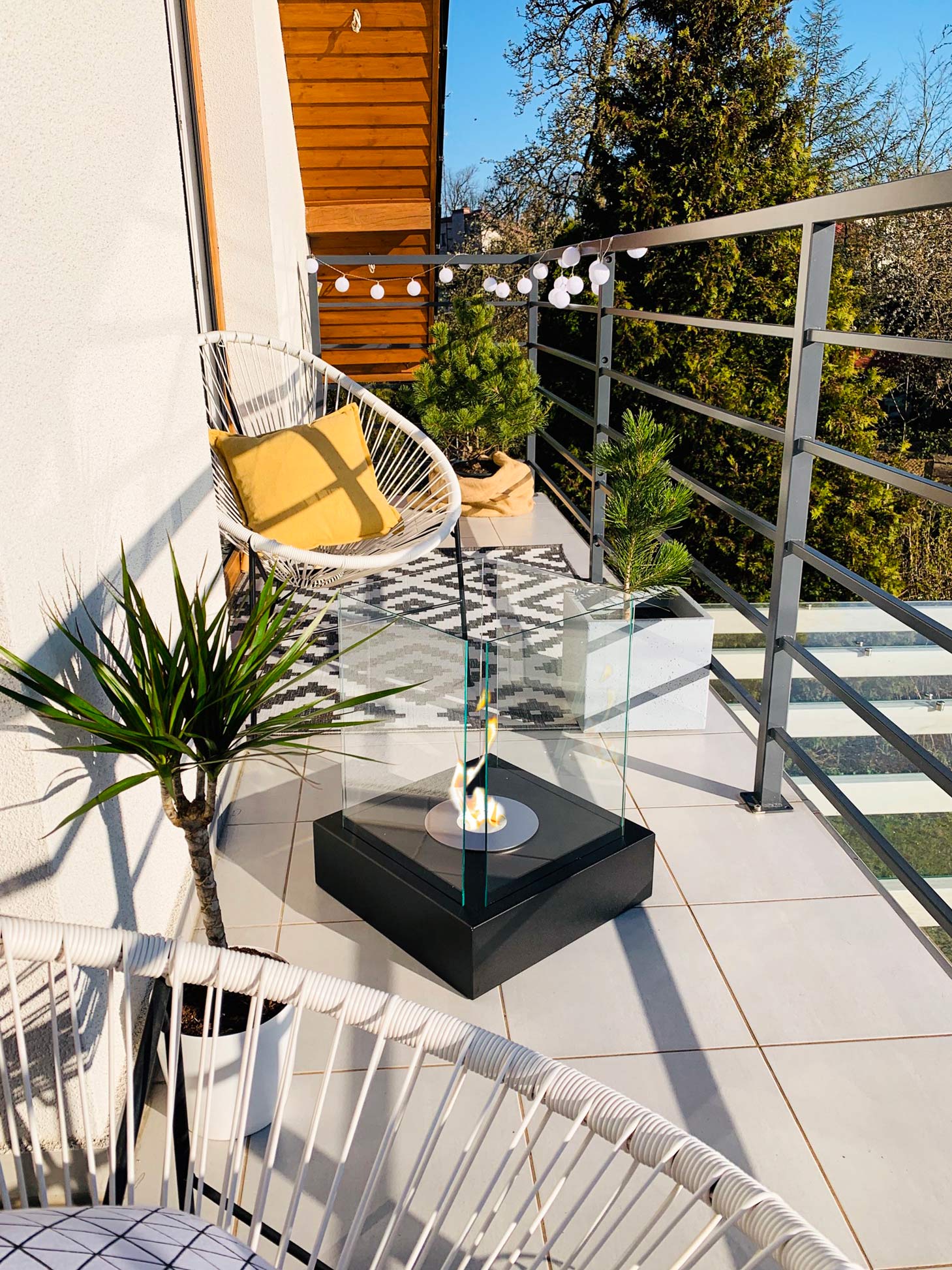 Max Sunset Garden – Matte Black