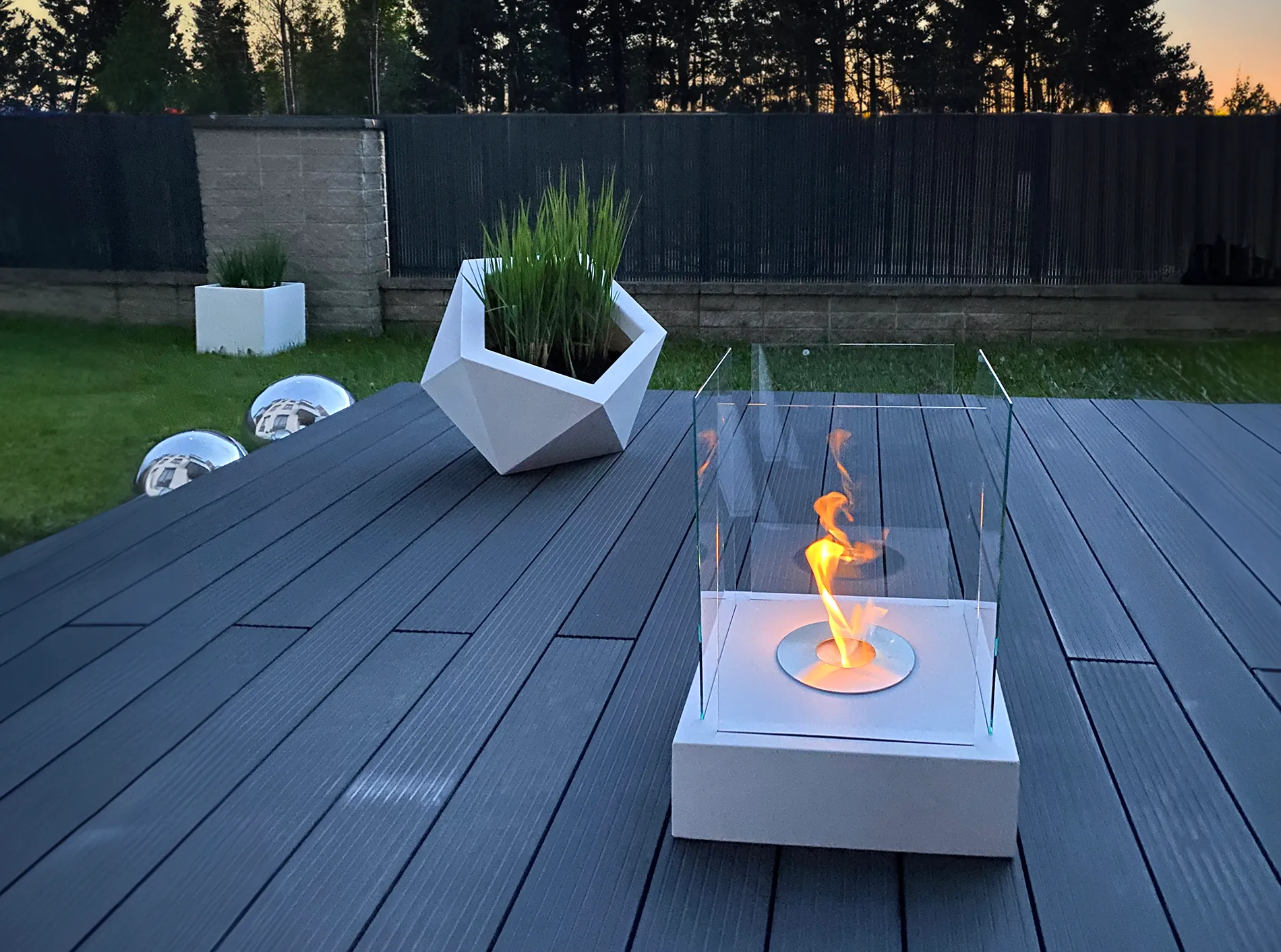Max Sunset Garden – Matte White – zdjęcie 3