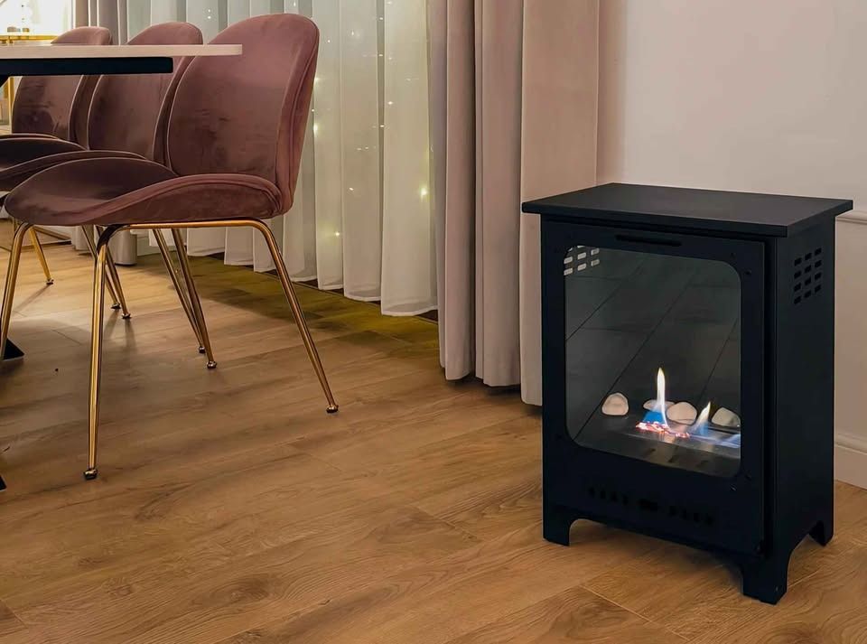 Koza Freestanding Biofireplace – Black Matte with Glass – zdjęcie 3
