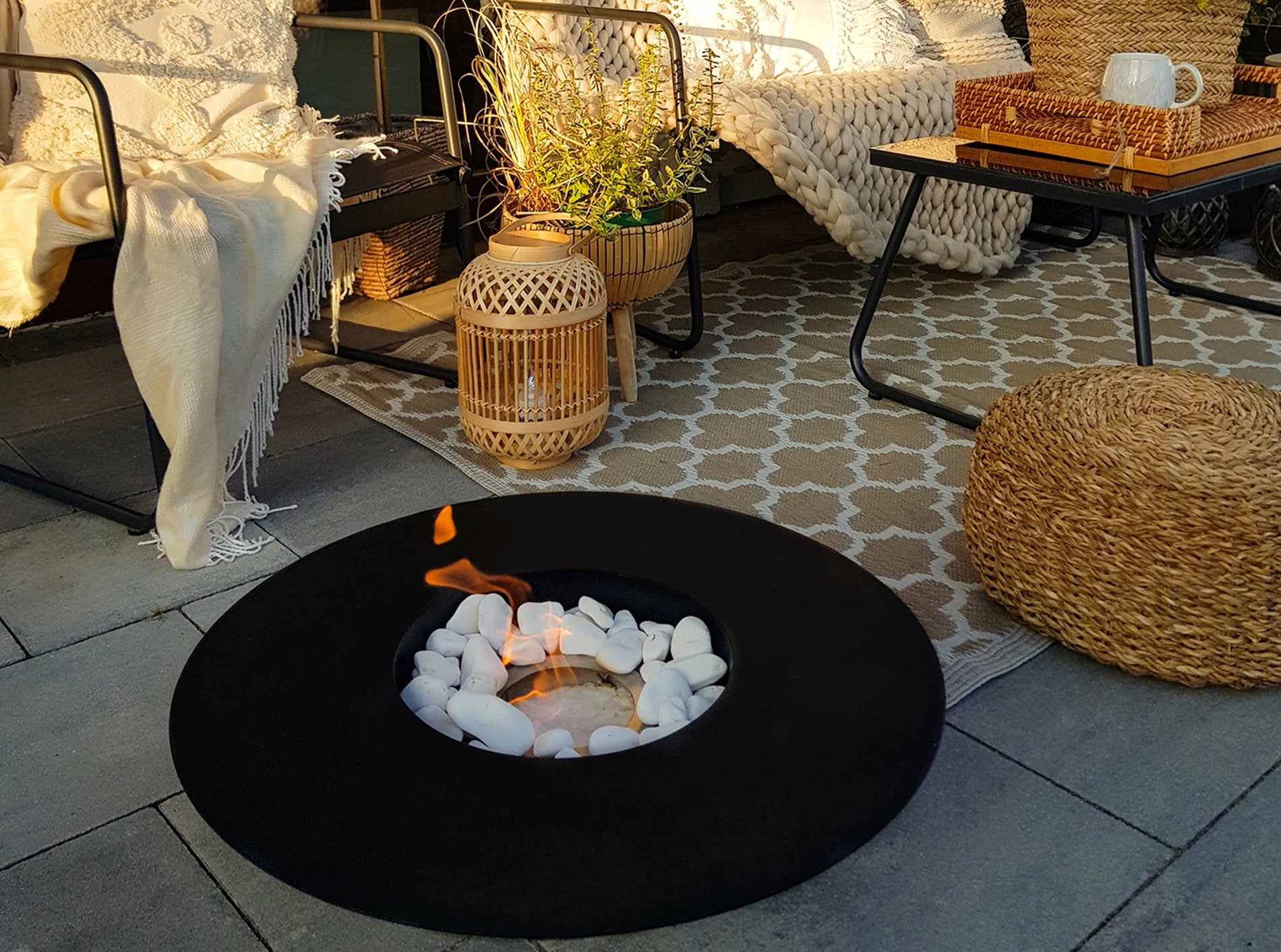 Biofireplace freestanding Universe black matte